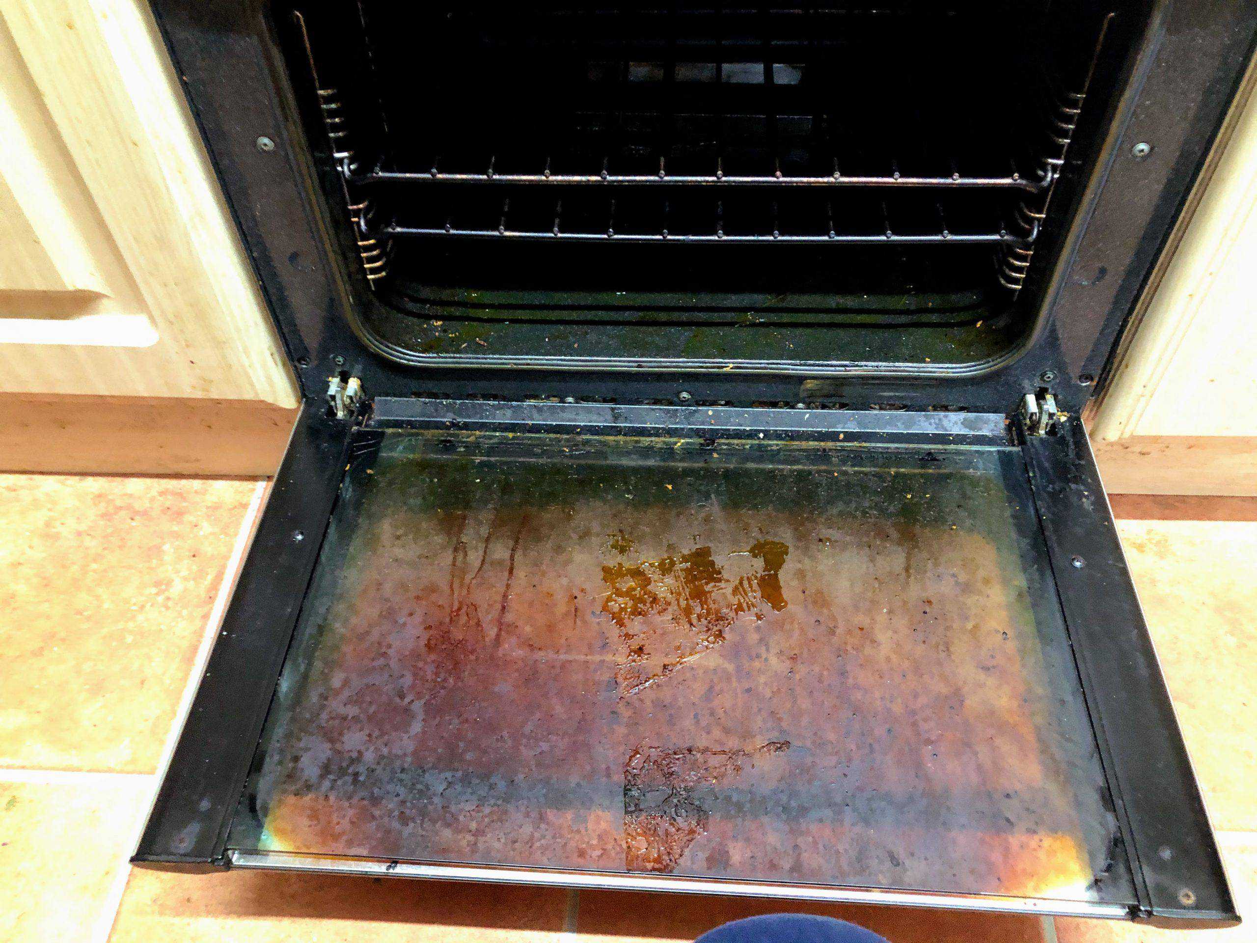 oven dirty before clean